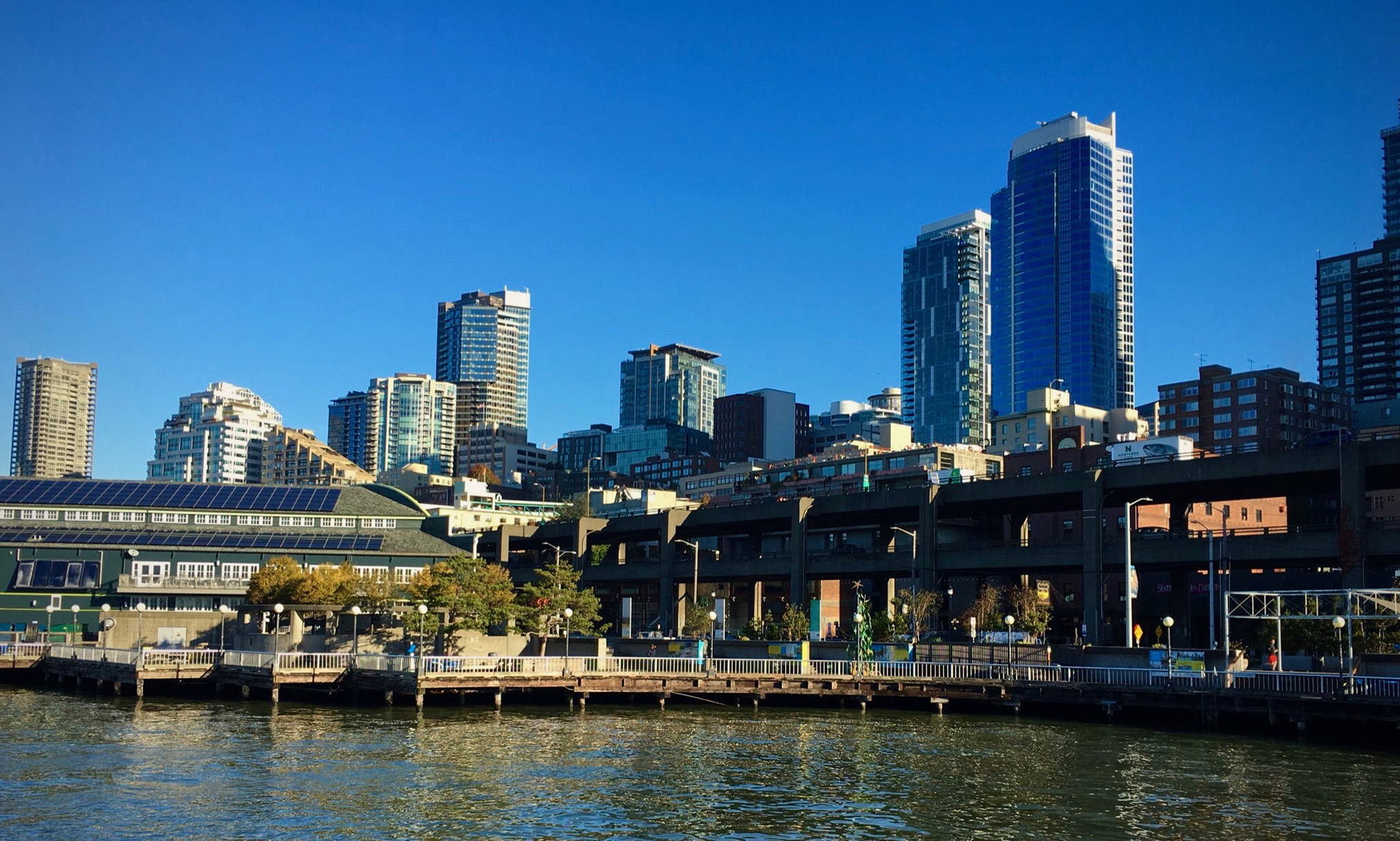 Une ville sur les hauteurs