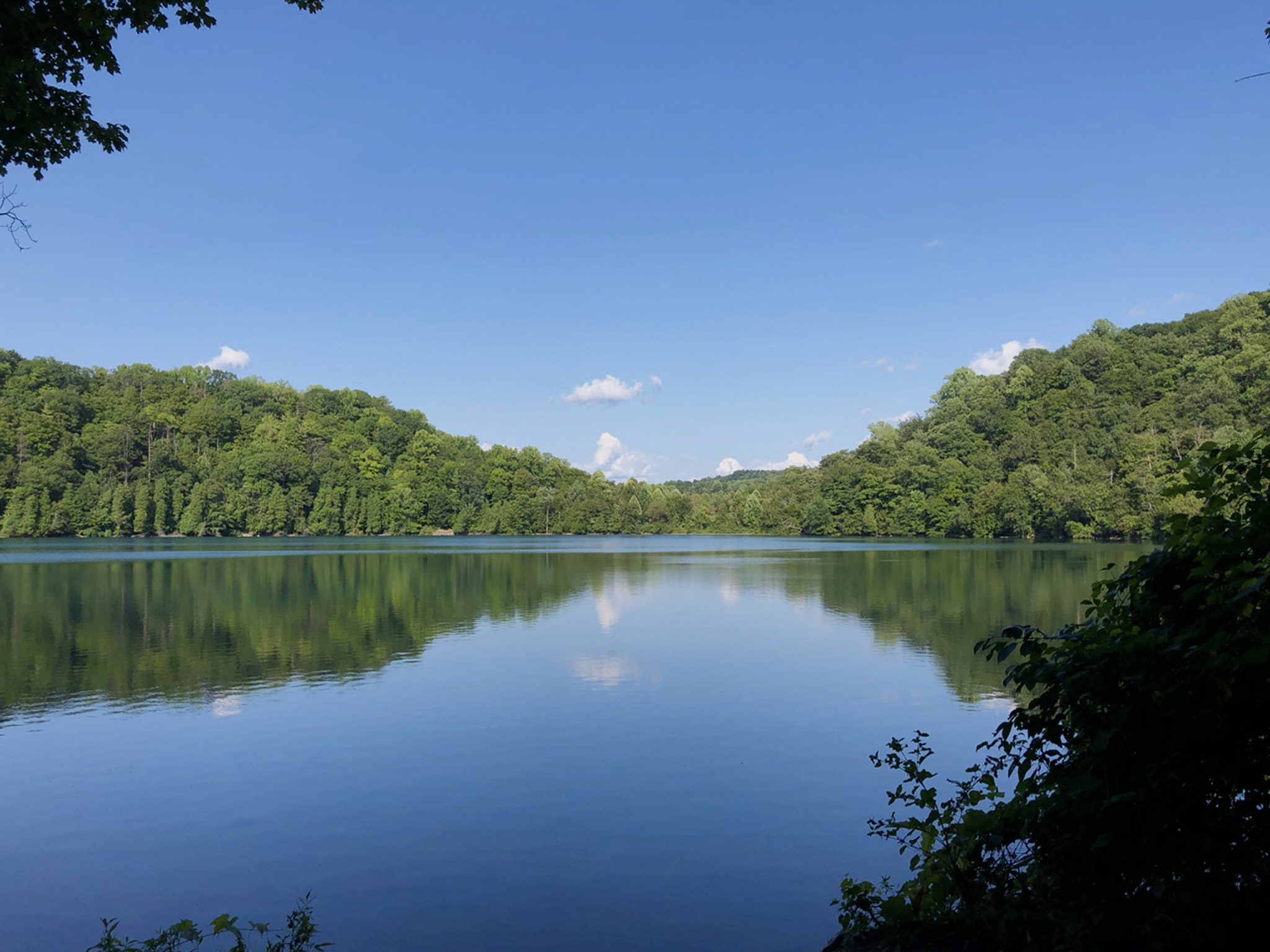 Le lac aux eaux turquoises