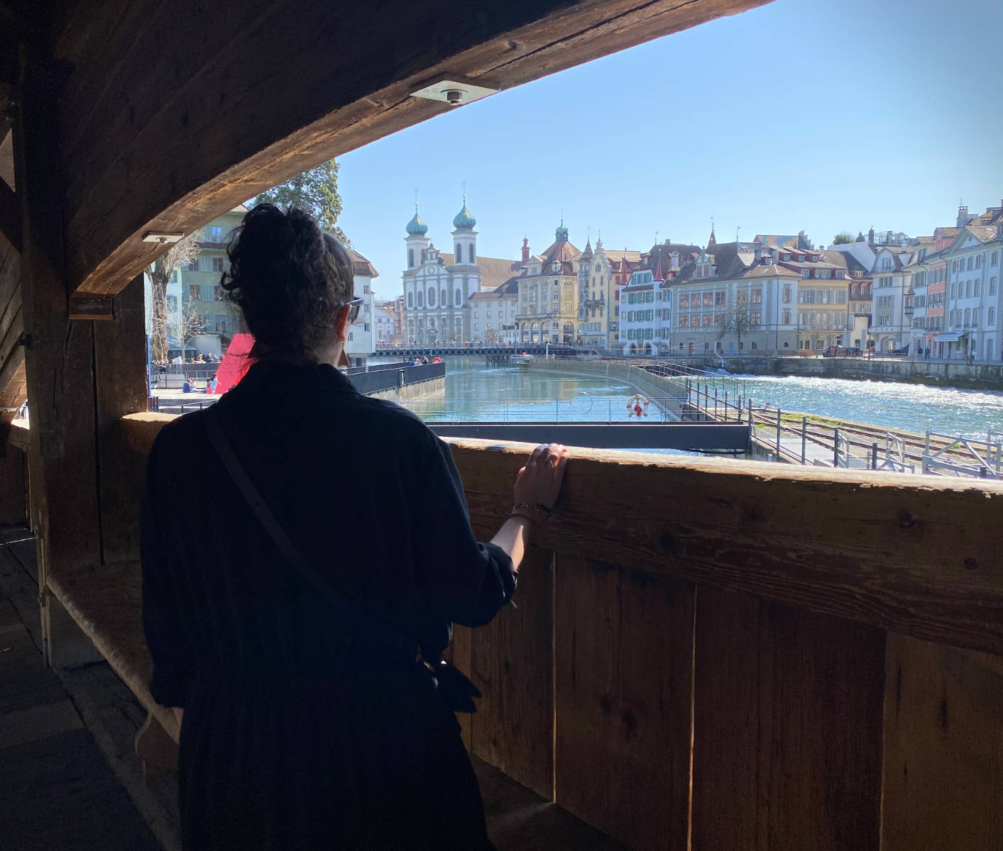 L&rsquo;historienne regardant l&rsquo;Histoire