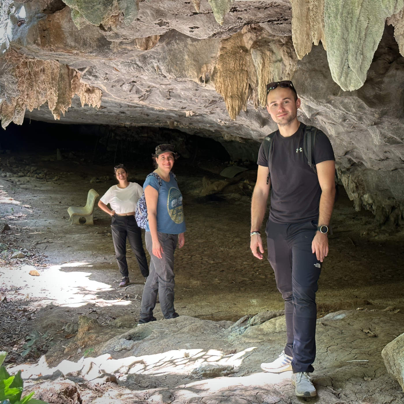 Sous les falaises du Wonderland