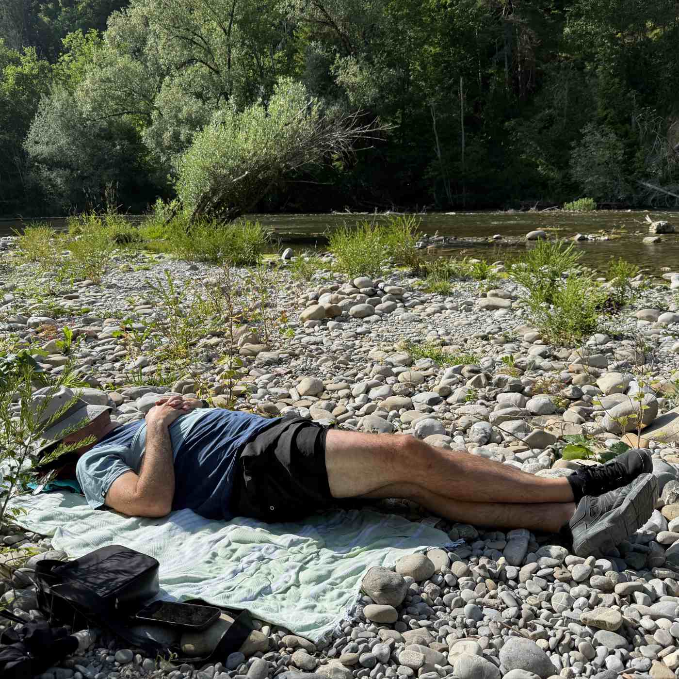 Sieste sur la Sarine