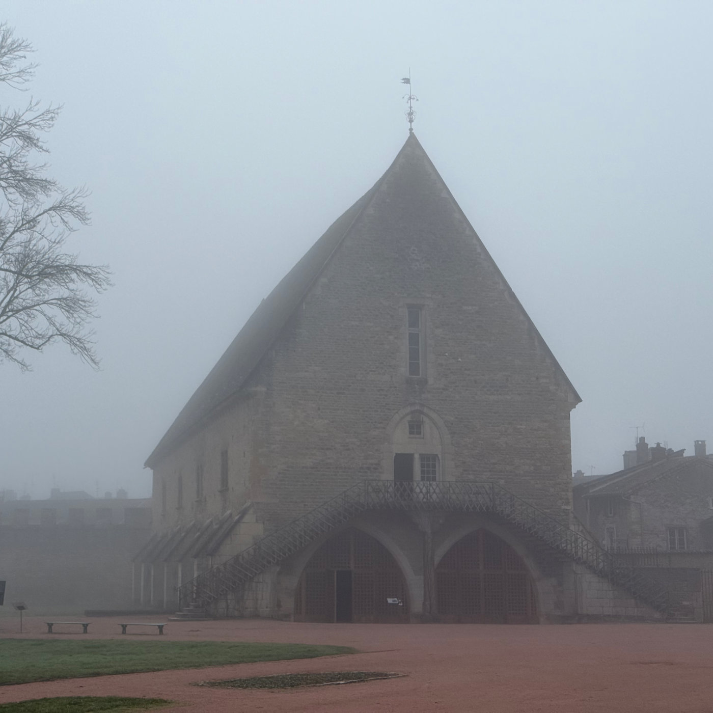 Un dimanche dans la brume